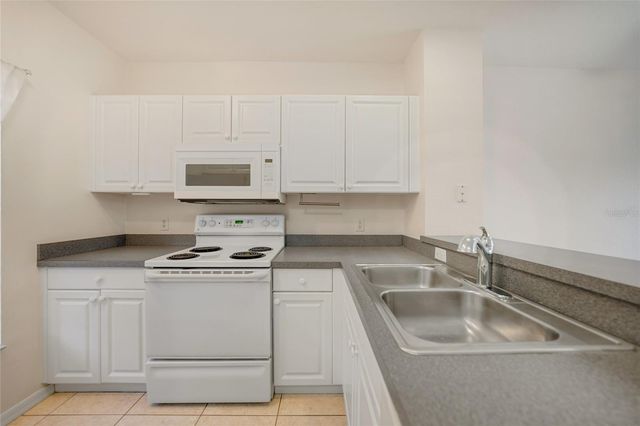 2061 WILLOW HAMMOCK CIRCLE 105, Punta Gorda, FL 33983