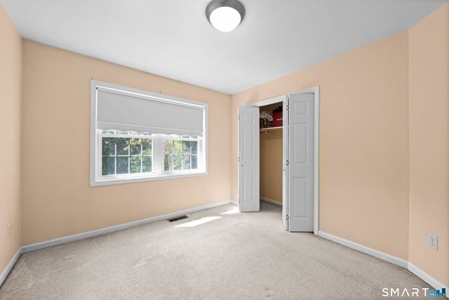 162 Hillcrest Avenue, Waterbury, CT 06705