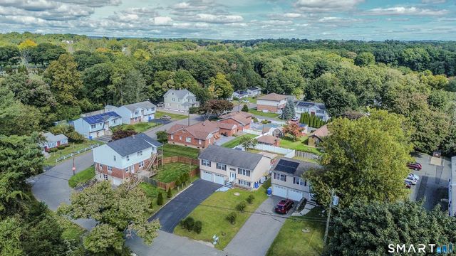 162 Hillcrest Avenue, Waterbury, CT 06705