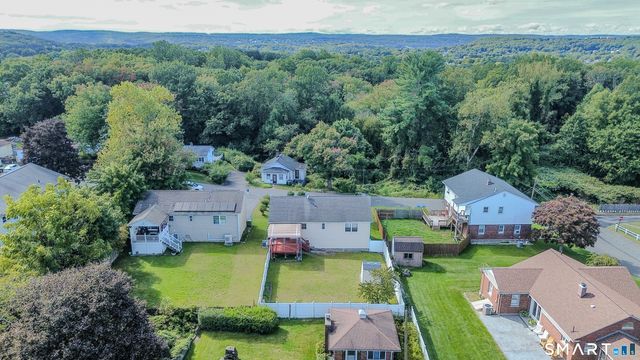 162 Hillcrest Avenue, Waterbury, CT 06705