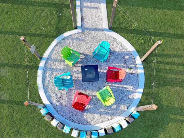 1992 Pedregal Drive, Crystal Beach, TX 77650