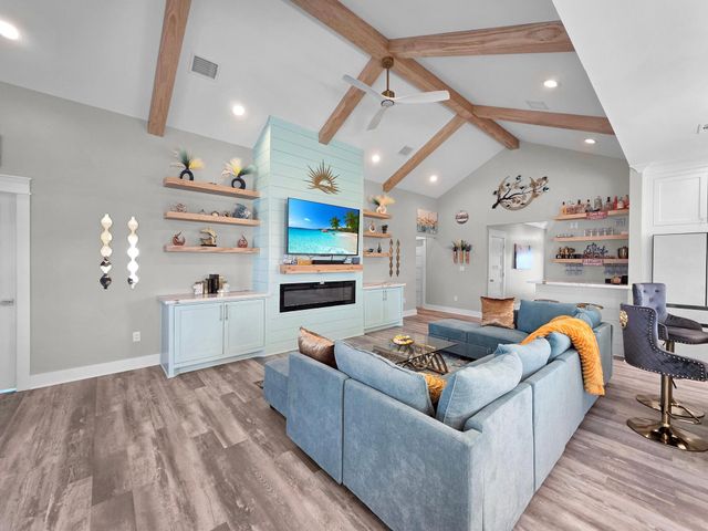 1992 Pedregal Drive, Crystal Beach, TX 77650