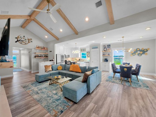 1992 Pedregal Drive, Crystal Beach, TX 77650