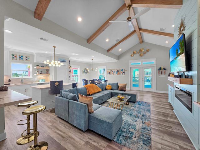 1992 Pedregal Drive, Crystal Beach, TX 77650