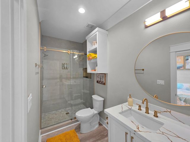 1992 Pedregal Drive, Crystal Beach, TX 77650