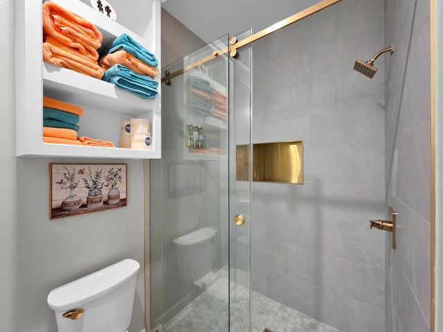 1992 Pedregal Drive, Crystal Beach, TX 77650