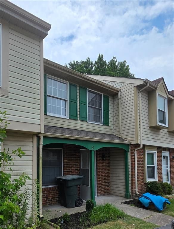 61 Lucinda CT, Hampton, VA 23666