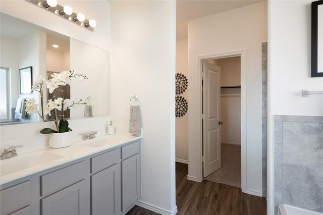 1305 Hermosa GDNS, Georgetown, TX 78628