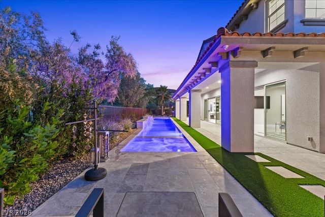 9 Rue Promenade Way, Henderson, NV 89011