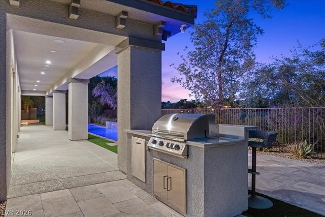 9 Rue Promenade Way, Henderson, NV 89011