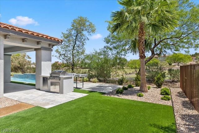 9 Rue Promenade Way, Henderson, NV 89011