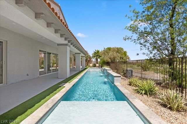 9 Rue Promenade Way, Henderson, NV 89011