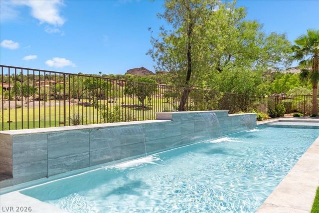 9 Rue Promenade Way, Henderson, NV 89011