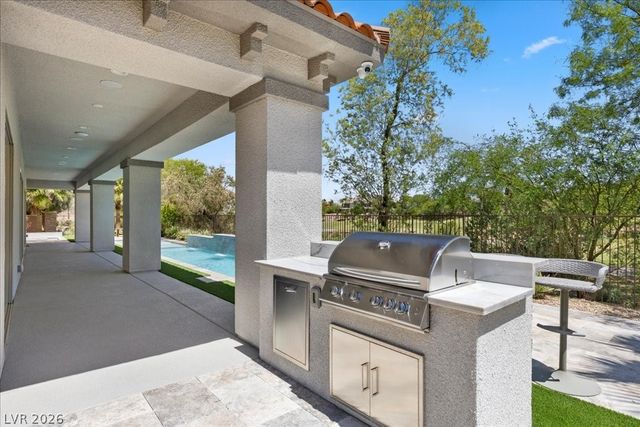 9 Rue Promenade Way, Henderson, NV 89011