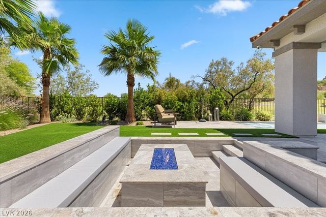 9 Rue Promenade Way, Henderson, NV 89011