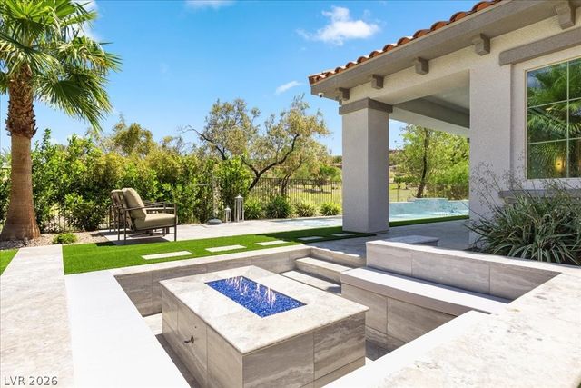 9 Rue Promenade Way, Henderson, NV 89011