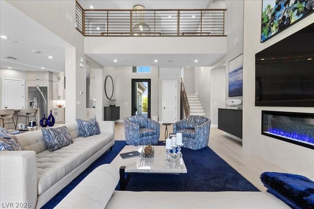 9 Rue Promenade Way, Henderson, NV 89011