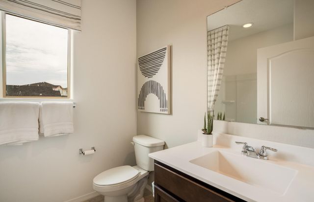 261 Spectrum Avenue SW, Rio Rancho, NM 87124