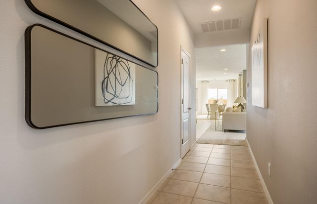 261 Spectrum Avenue SW, Rio Rancho, NM 87124