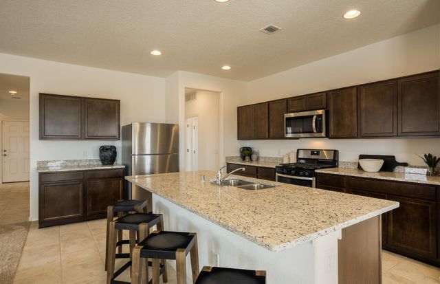 261 Spectrum Avenue SW, Rio Rancho, NM 87124
