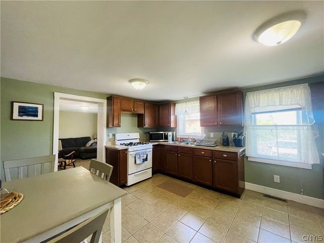 6820 Toni Hill Road, Rome, NY 13440