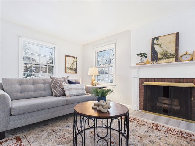 114 Seaford Drive, Irondequoit, NY 14617