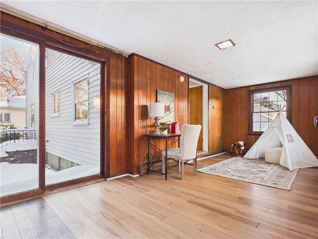 114 Seaford Drive, Irondequoit, NY 14617