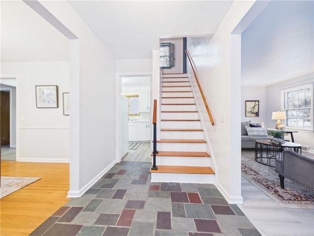 114 Seaford Drive, Irondequoit, NY 14617