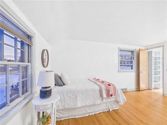 114 Seaford Drive, Irondequoit, NY 14617