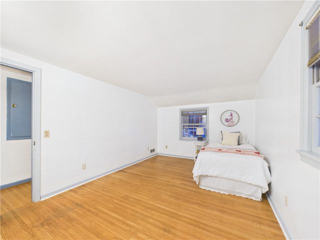 114 Seaford Drive, Irondequoit, NY 14617