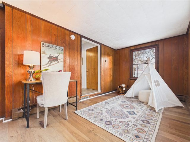 114 Seaford Drive, Irondequoit, NY 14617