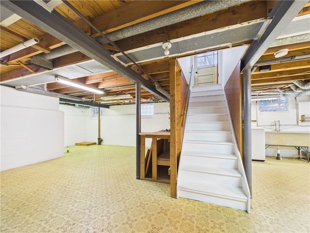 114 Seaford Drive, Irondequoit, NY 14617