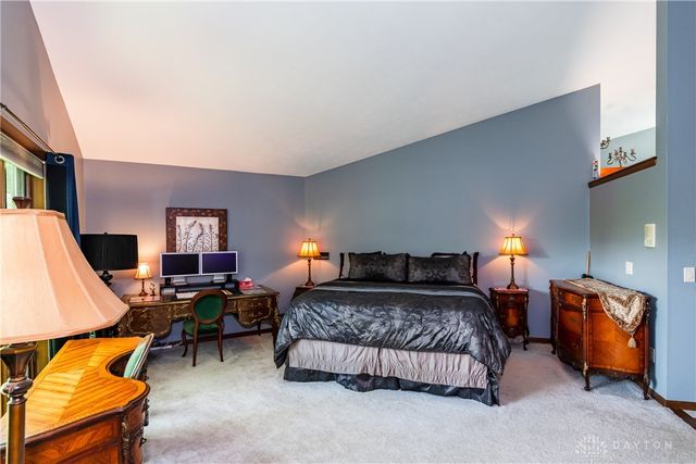 1055 Wilderness Bluff, Tipp City, OH 45371