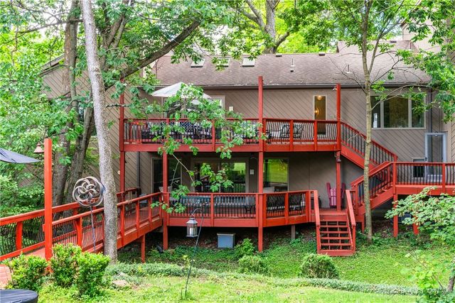 1055 Wilderness Bluff, Tipp City, OH 45371