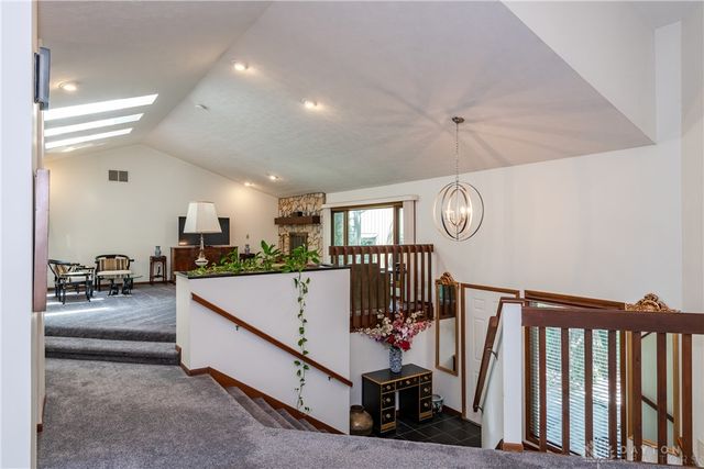 1055 Wilderness Bluff, Tipp City, OH 45371