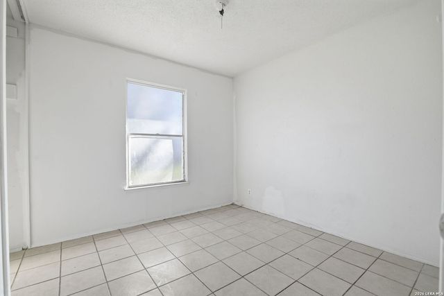 4246 King Krest Dr, San Antonio, TX 78219