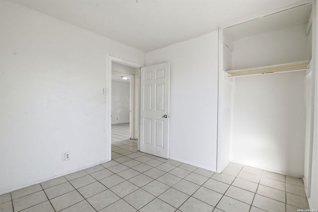 4246 King Krest Dr, San Antonio, TX 78219