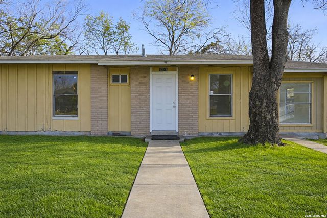 4246 King Krest Dr, San Antonio, TX 78219