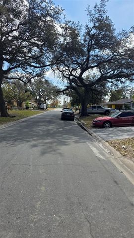 1525 41ST STREET S, St Petersburg, FL 33711