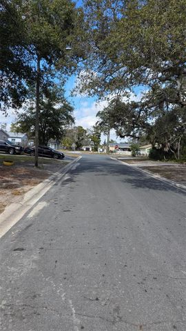 1525 41ST STREET S, St Petersburg, FL 33711