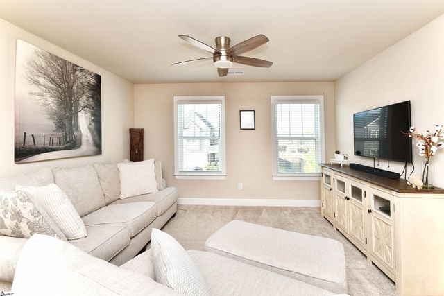 30 Winged Bourne Court, Simpsonville, SC 29680