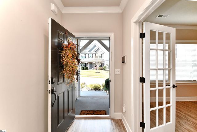 30 Winged Bourne Court, Simpsonville, SC 29680