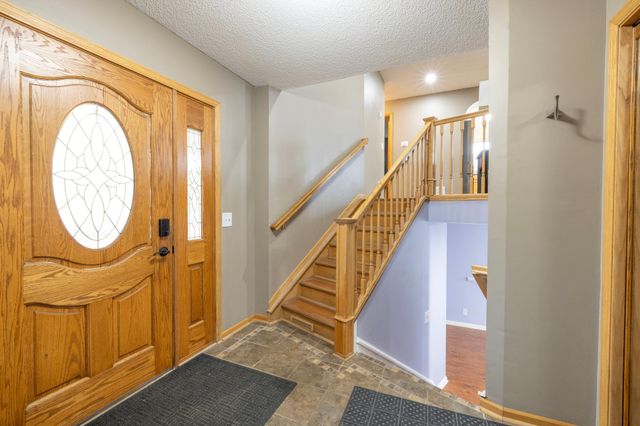 2016 84th Avenue N, Brooklyn Park, MN 55444