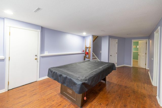 2016 84th Avenue N, Brooklyn Park, MN 55444