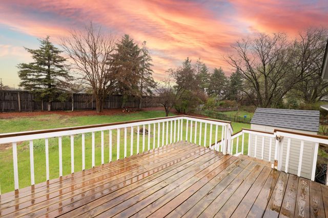 2016 84th Avenue N, Brooklyn Park, MN 55444