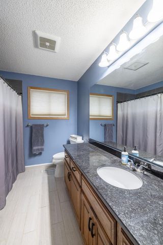 2016 84th Avenue N, Brooklyn Park, MN 55444