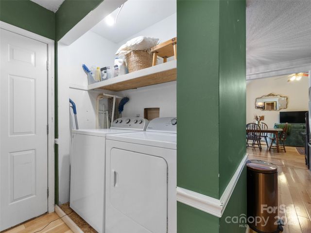 58 Pittman Road, Fletcher, NC 28732
