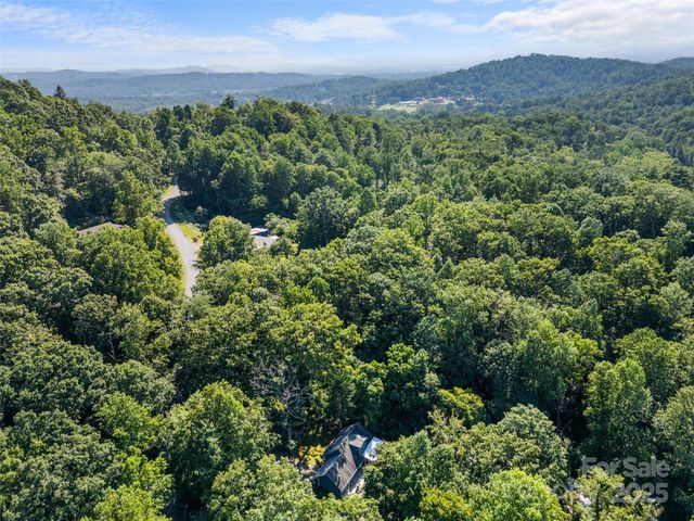 58 Pittman Road, Fletcher, NC 28732