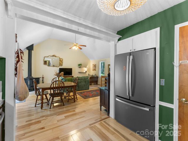 58 Pittman Road, Fletcher, NC 28732
