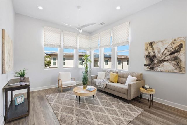 16750 Coyote Bush Dr. 21, San Diego, CA 92127